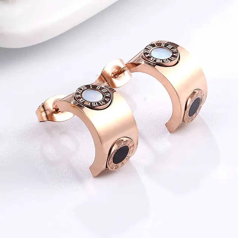 New Inlaid Double Circle Roman Numerals Black and White Shells Half Circle Stud Earring for Women Beautiful Jewelry Earring